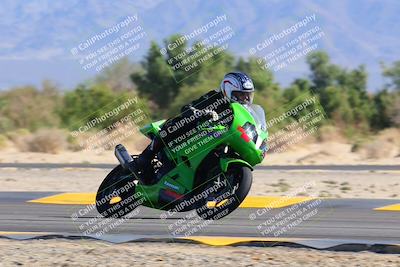 media/Nov-06-2022-SoCal Trackdays (Sun) [[208d2ccc26]]/Turn 7 Set 2 (1050am)/